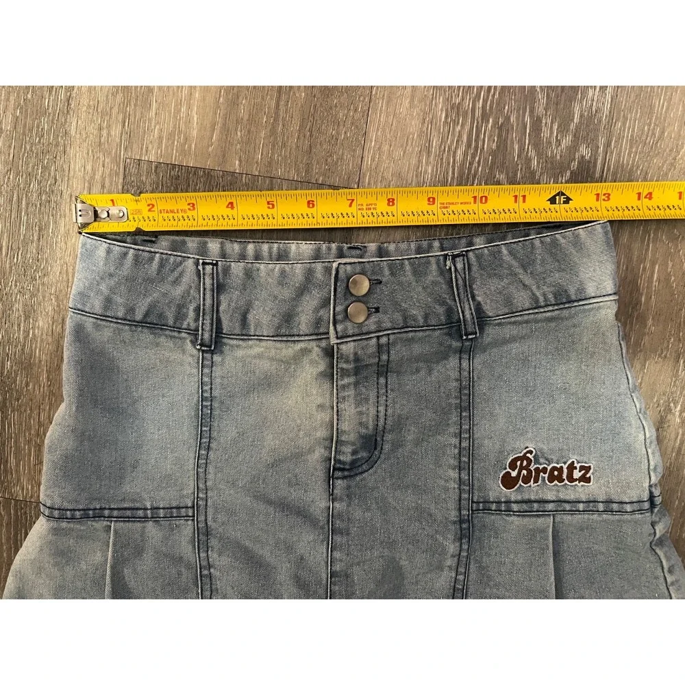 Bratz Mini Skirt Light Wash Small Denim Pleated Y2K Logo 2000s 90s Vintage